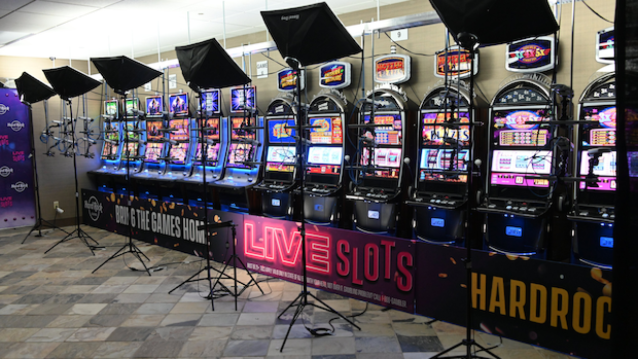 What Live Casino Games Online Specialists Don't Need You To Know